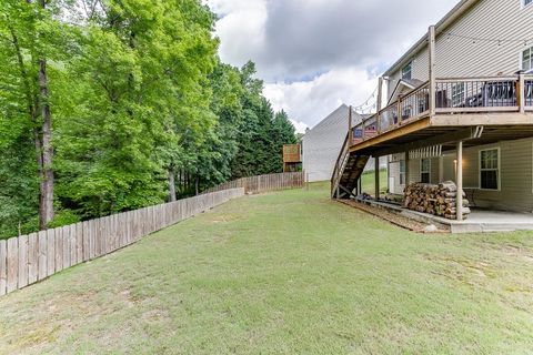 A home in Dacula