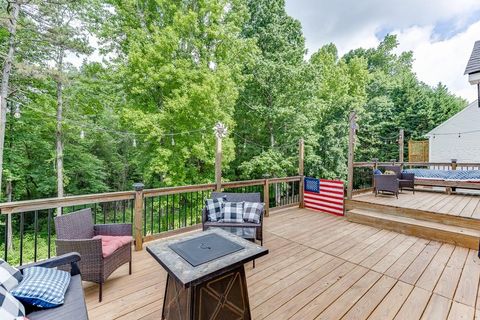 A home in Dacula