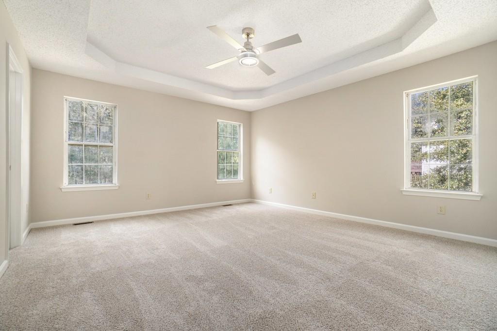 THORNTON RIDGE - Residential