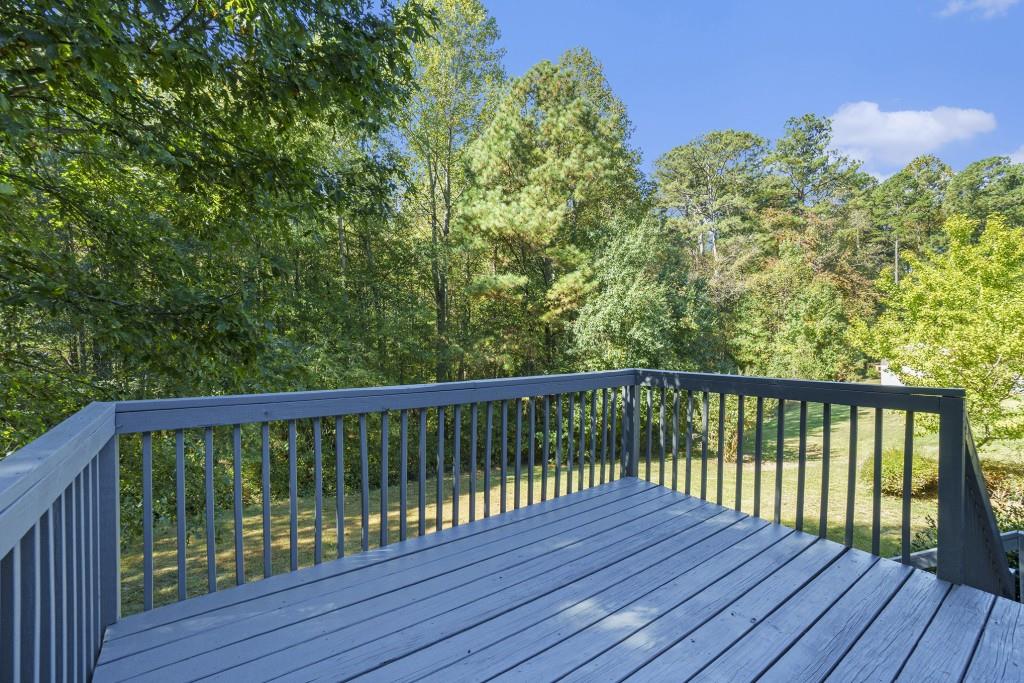 THORNTON RIDGE - Residential