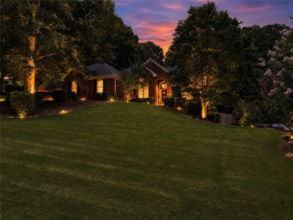 850 IVY RIDGE Drive
