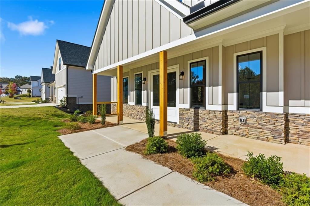 28 Bridgestone Way SE