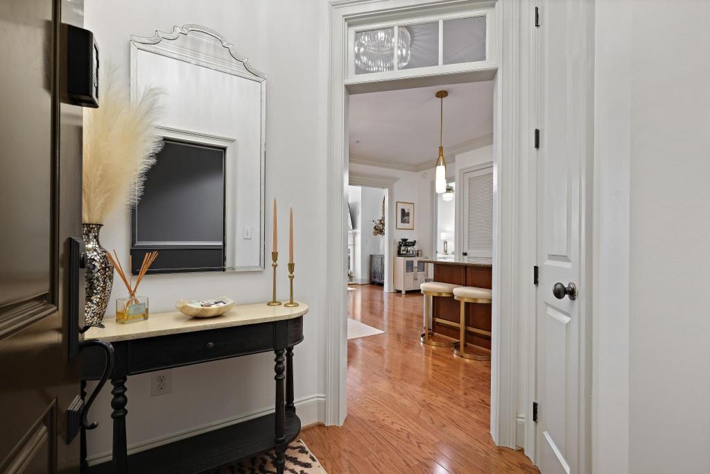 3635 E Paces Circle NE 1211