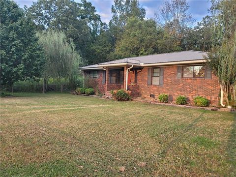 A home in Calhoun