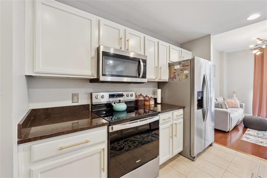3040 Peachtree Road