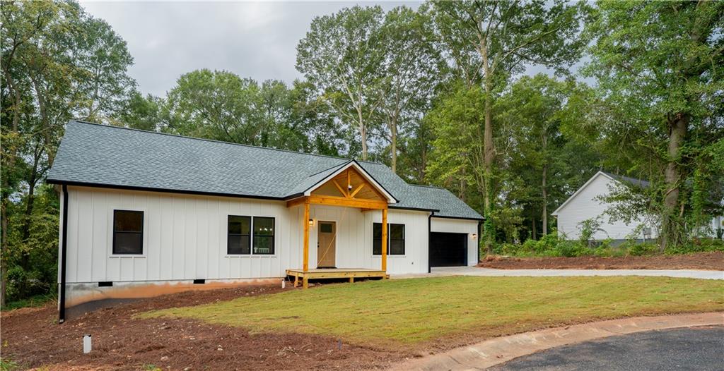 83 Crestwood Drive