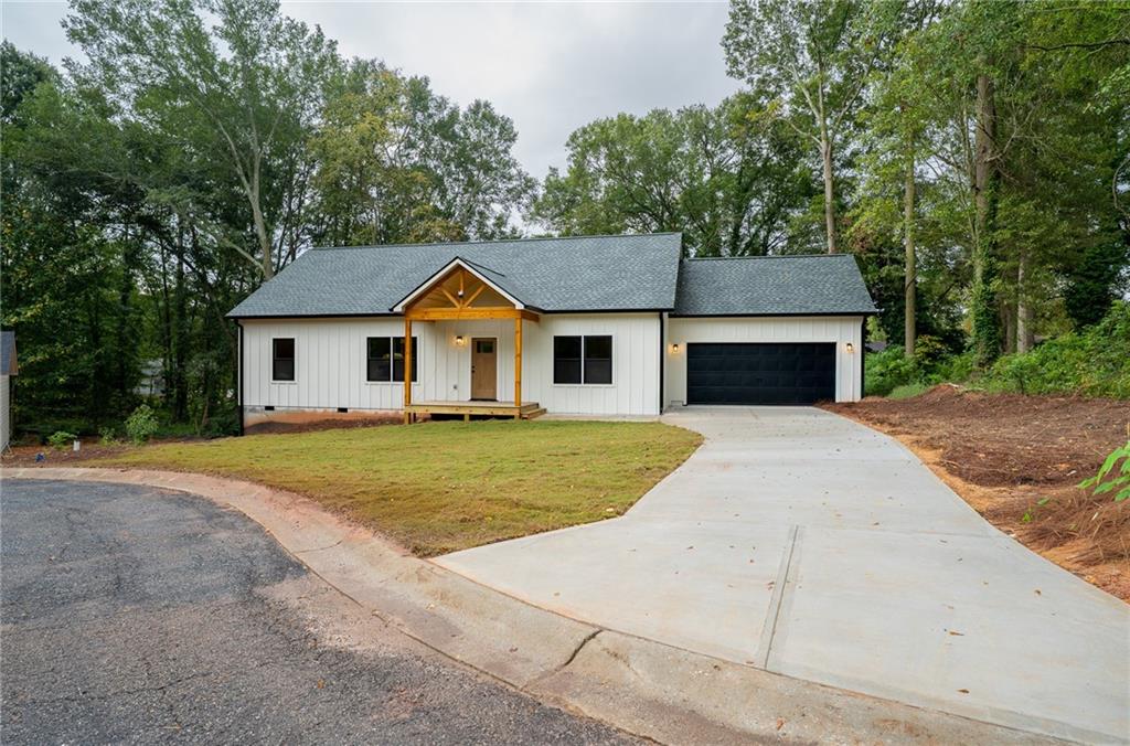 83 Crestwood Drive