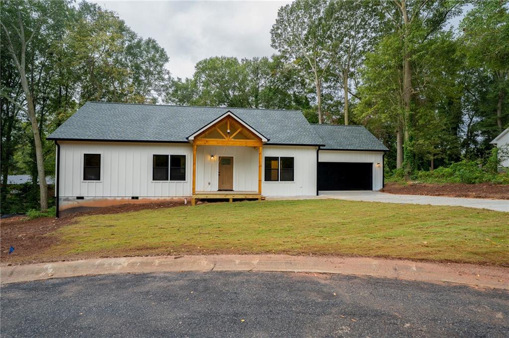 83 Crestwood Drive