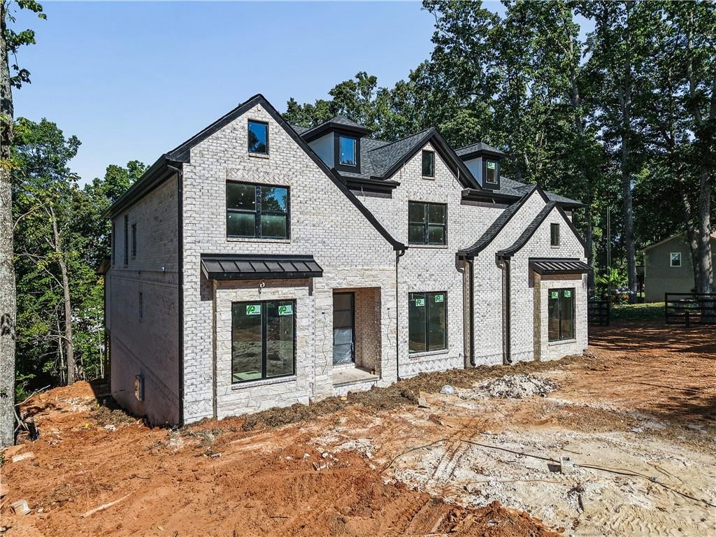 1728 Plunketts Road