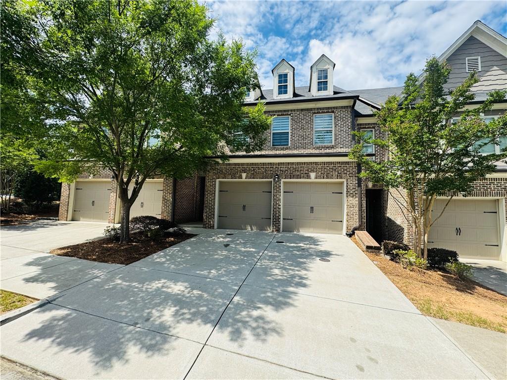 New paint throughout! Luxury townhome living in Lambert school district! Kitchen overlooks the family room w/ fireplace, breakfast area & dining room. White cabinetry, stainless appliances & granite countertops. Upstairs primary suite w/ vaulted ceiling & custom his/hers walk-in closets, double vanity, soaking tub & separate shower. Large upstairs landing offers additional flex space. 2 car garage w/ storage. Brand new 40 gallon water heater & garbage disposal. Rear patio is perfect for cooking out & entertaining! Conveniently located near shopping, restaurants & parks!