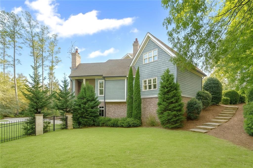 245 Five Oaks