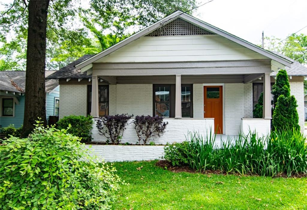 *
.Fully renovated 2 BR & 2 Ba home with rocking chair front porch, new roof, HVAC, hot water heater. Granite countertops, all tile baths with hardwood floors, fireplace, deck and fully fenced back yard. Minutes from downtown, Atlanta Hartsfield International Airport, Marta, Tyler Perry & Lakewood area Studios, the Georgia International Convention Center and all the new restaurants that East Point and the Tri-Cities have to offer. Convenient to West End and the Beltline. Up and coming neighborhood. Closing attorney should be Campbell and Brannon.
`-