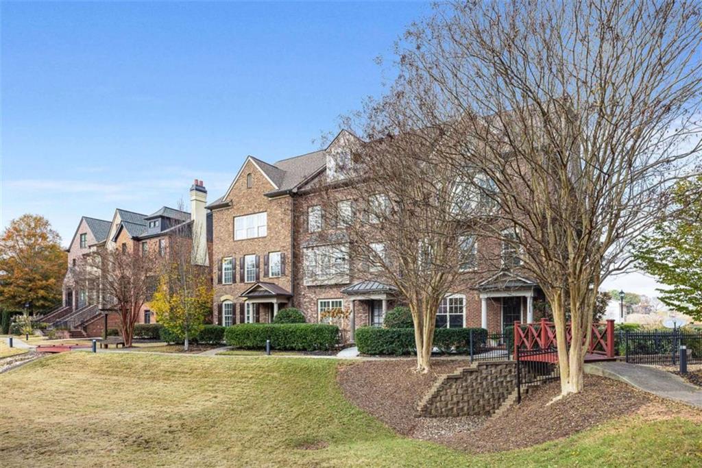 552 Micayne Circle SE