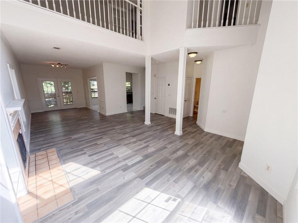 506 Mansard Walk