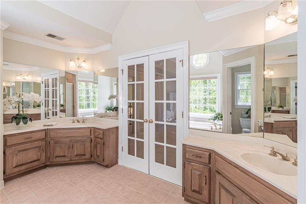 3590 Lester Court, Lilburn, Georgia image 27