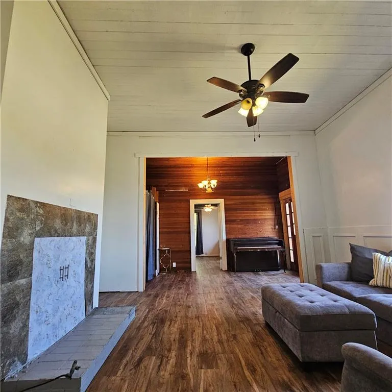 Tennille, Georgia 31089, United States, 2 Bedrooms Bedrooms, ,1 BathroomBathrooms,Residential,Pending,80202