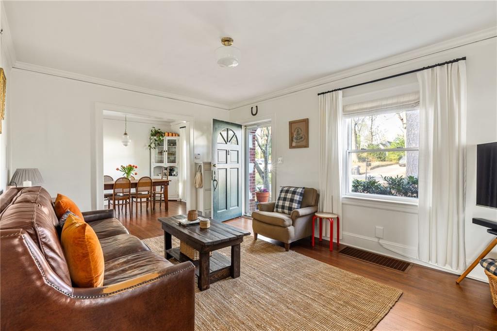 2490 Jefferson Terrace