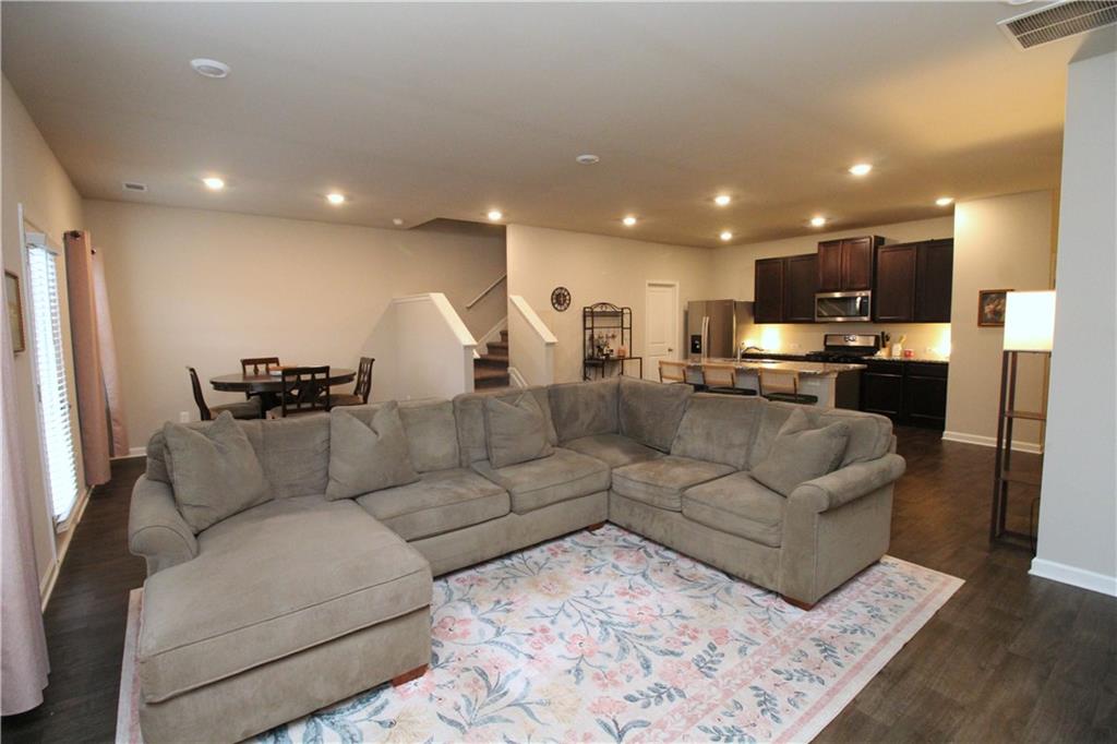 Auburn Station - Residential