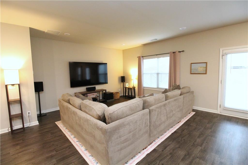 Auburn Station - Residential