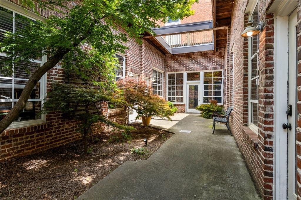 320 Martin Luther King Jr Drive #15, Atlanta, Georgia image 21