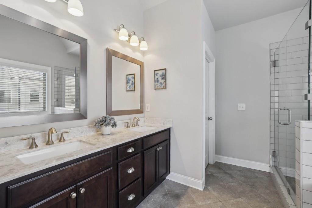 229 Bedford Alley