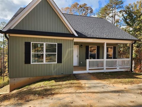 A home in Dahlonega