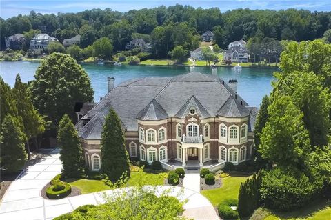 Homes For Sale - 1210 Troon Court<br/> Alpharetta, GA 30005