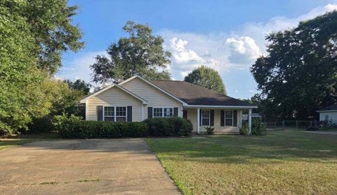 Homes For Sale - 107 Tallulah Lane<br/> Leesburg, GA 31763