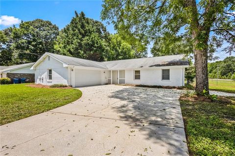 1698 Brandy Woods Trail SE Conyers GA 30013