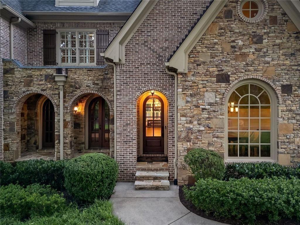 4304 Berkford Circle NE