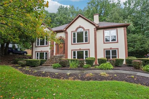 Homes For Sale - 5820 Elm Tree Drive<br/> Buford, GA 30518