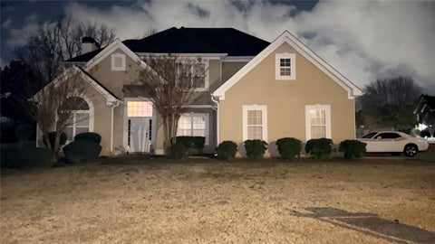 Homes For Sale - 646 Autumn Leaf Circle<br/> Mcdonough, GA 30253