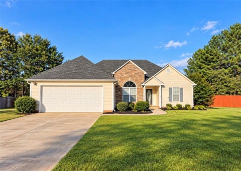 Homes For Sale - 713 Manor Ridge Drive<br/> Gwinnett County, Loganville, GA 30052