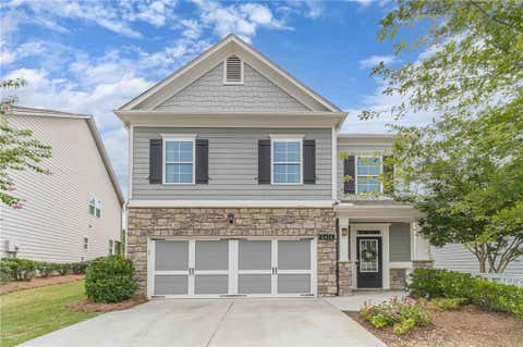 Homes For Sale - 6414 Crosscreek Lane<br/> Flowery Branch, GA 30542