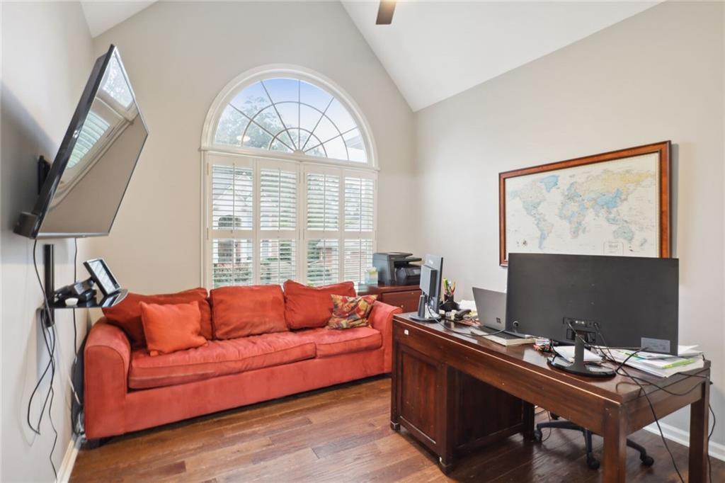 Vinings Estate - Residential