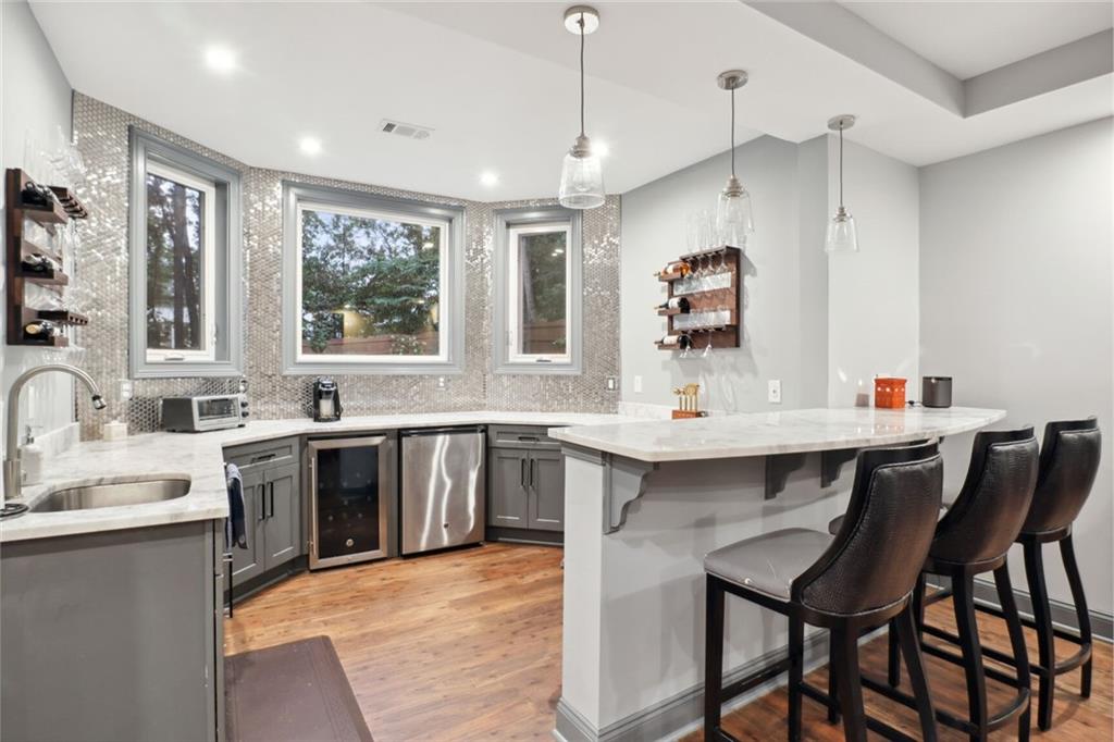 Vinings Estate - Residential