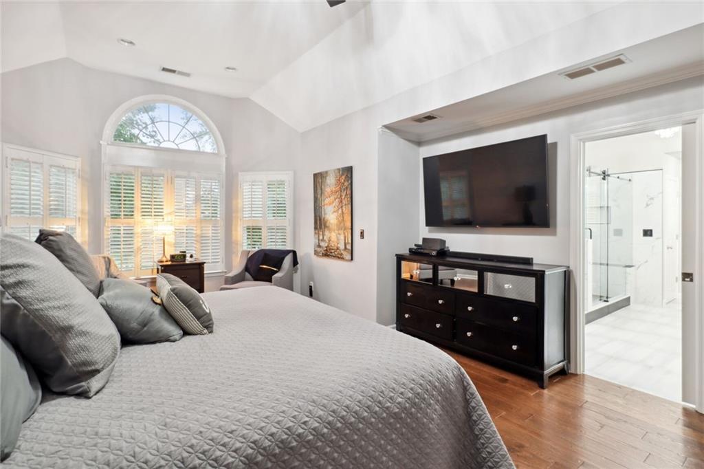 Vinings Estate - Residential