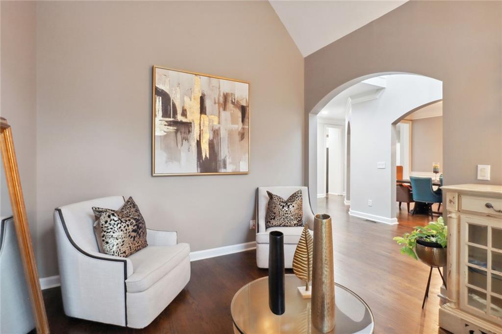Vinings Estate - Residential