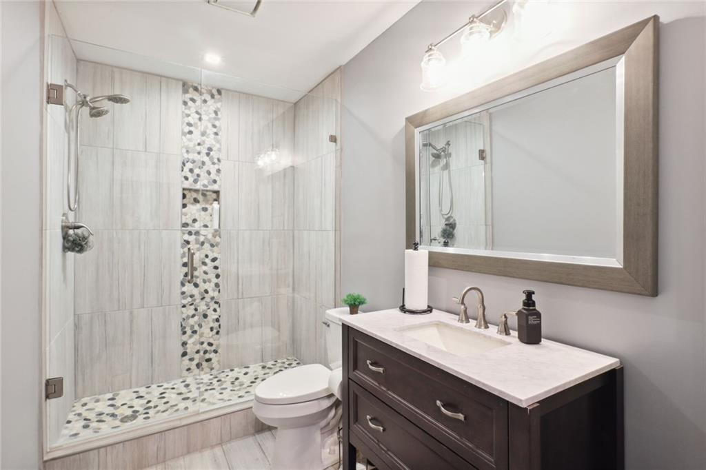 Vinings Estate - Residential