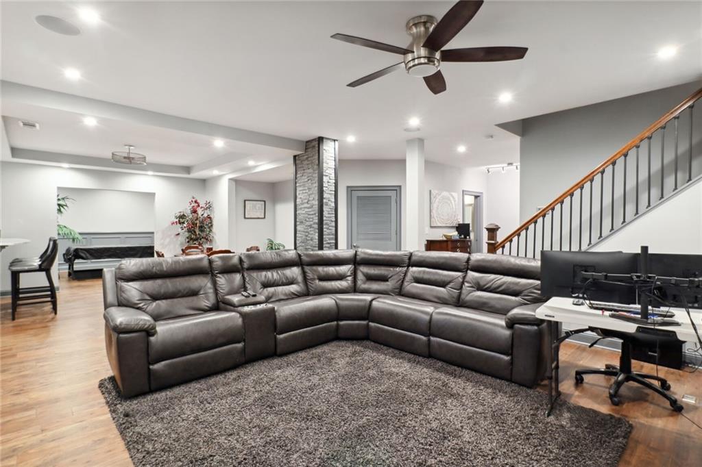Vinings Estate - Residential