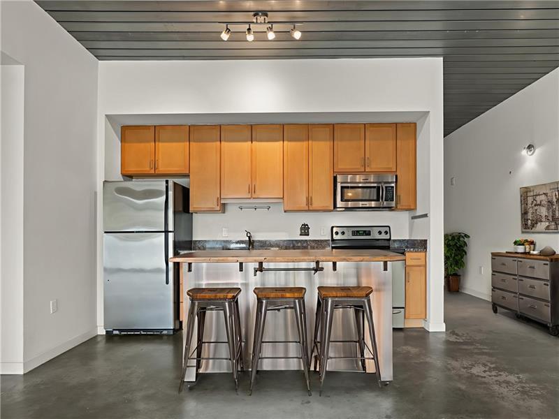 620 Glen Iris Drive NE 219