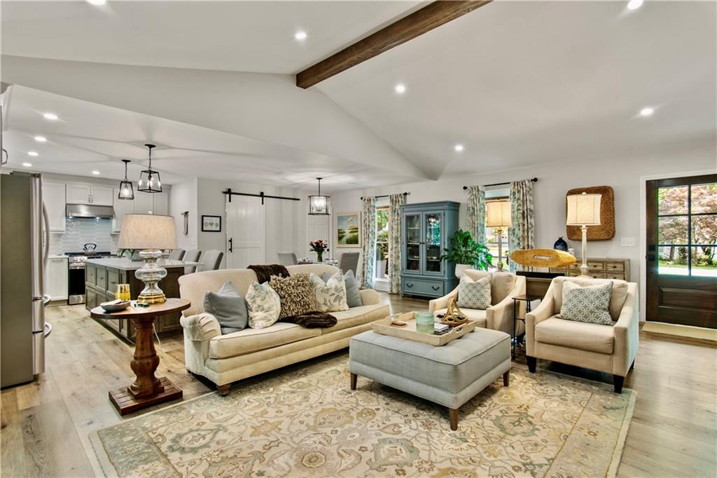 Lake Somerset - Residential