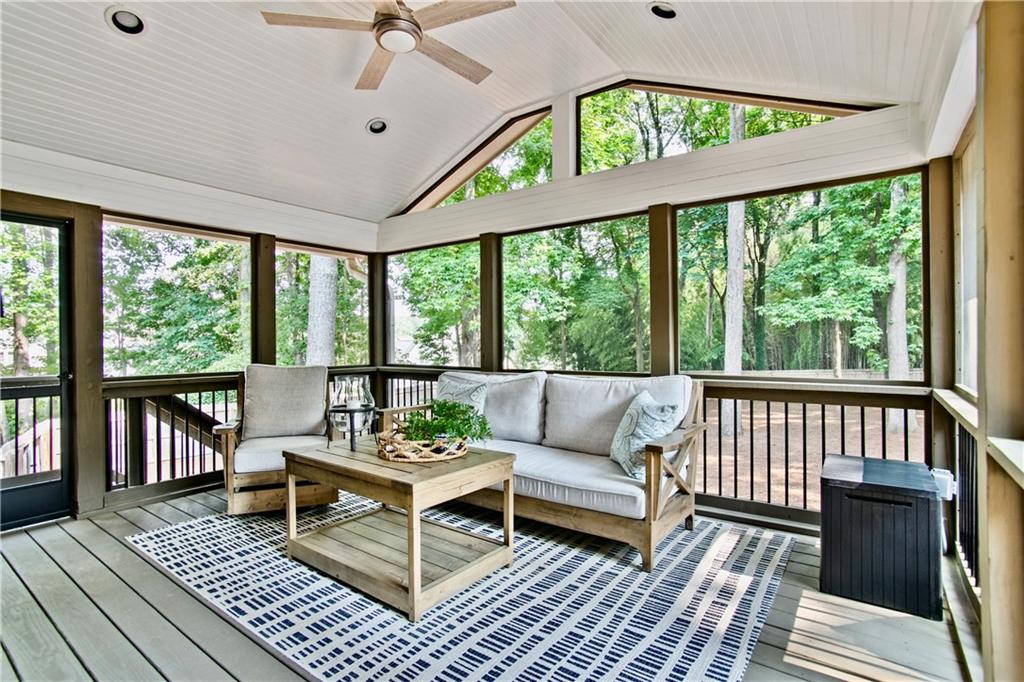 Lake Somerset - Residential