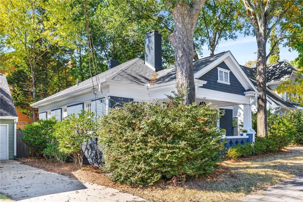 216 Haralson Avenue NE