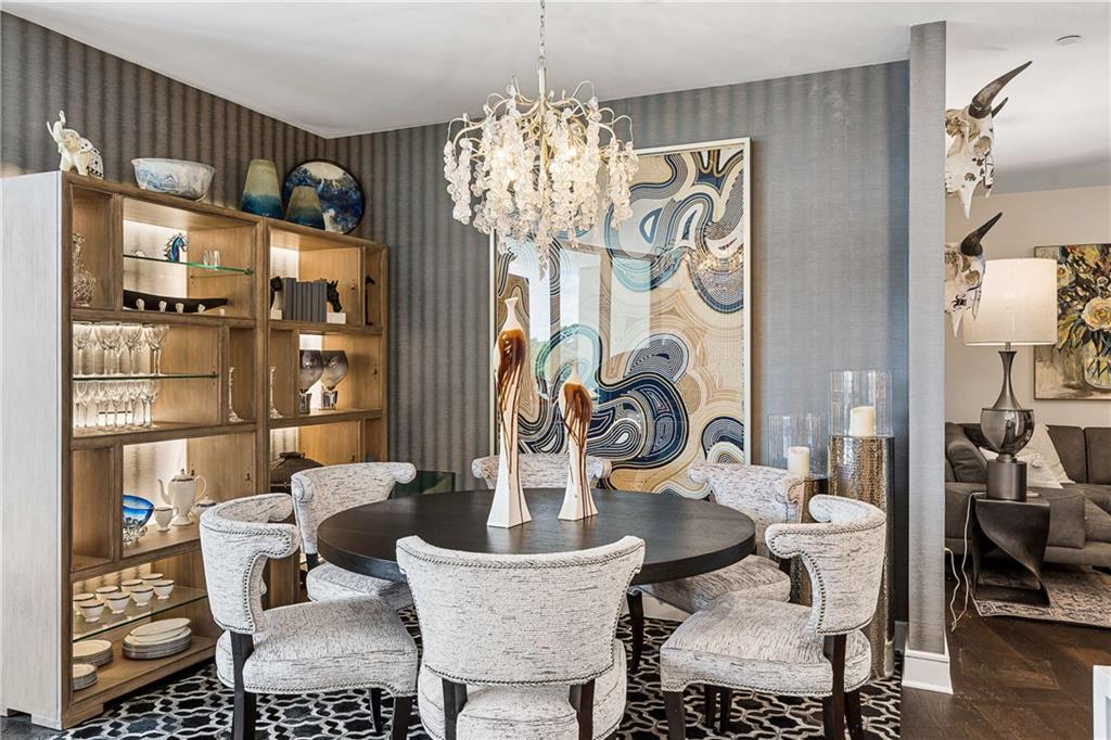 2425 Peachtree Road NE 707