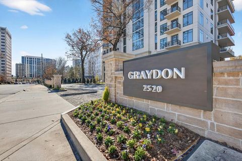 Photo of 2520 Peachtree Road #703, Atlanta, GA 30305 (MLS # 7693724)