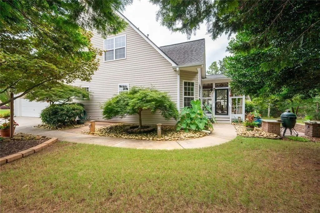 Douglasville, Georgia 30134, United States, 4 Bedrooms Bedrooms, ,4 BathroomsBathrooms,Residential,Active,189648