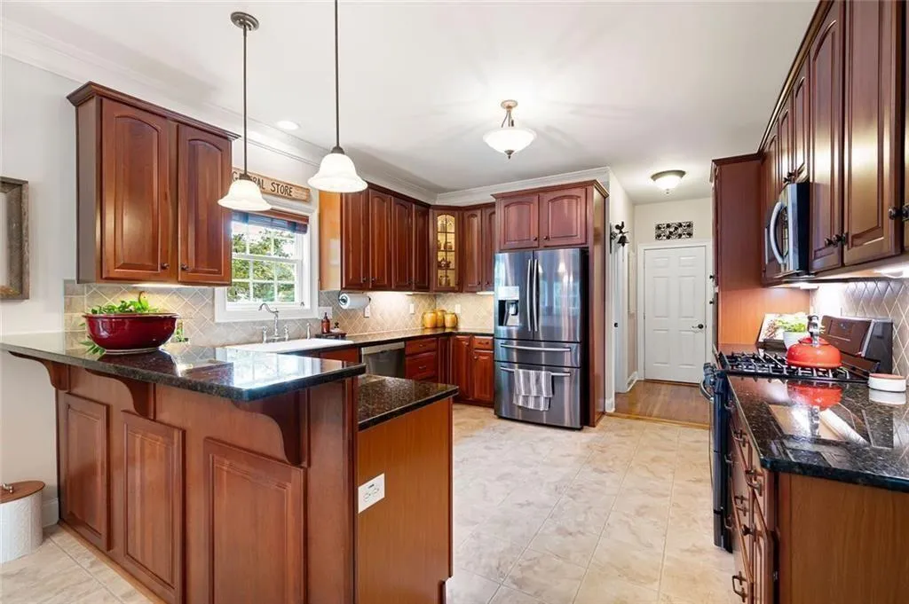 Douglasville, Georgia 30134, United States, 4 Bedrooms Bedrooms, ,4 BathroomsBathrooms,Residential,Active,189648