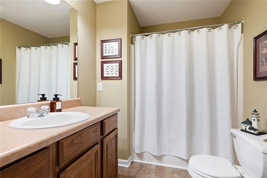 Douglasville, Georgia 30134, United States, 4 Bedrooms Bedrooms, ,4 BathroomsBathrooms,Residential,Active,189648