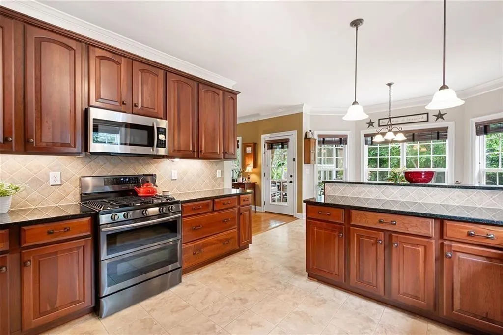 Douglasville, Georgia 30134, United States, 4 Bedrooms Bedrooms, ,4 BathroomsBathrooms,Residential,Active,189648